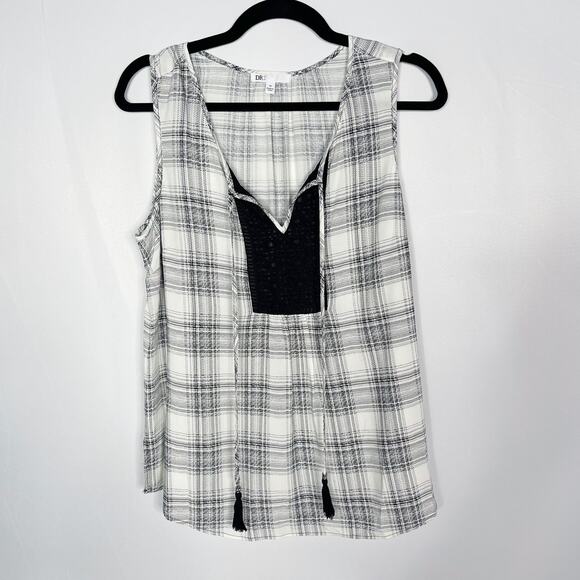 DR2 Womens Medium M White Black Windowpane Plaid Sleeveless Tassel Blouse Top - Picture 1 of 8